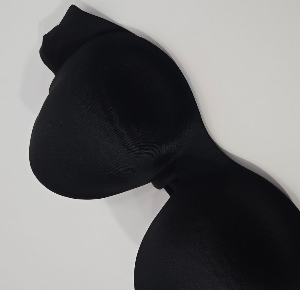 Warner's black strapless bra - Picture 3 of 12